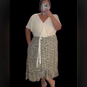 BloomChic Green Floral Midi Dress w/ pockets